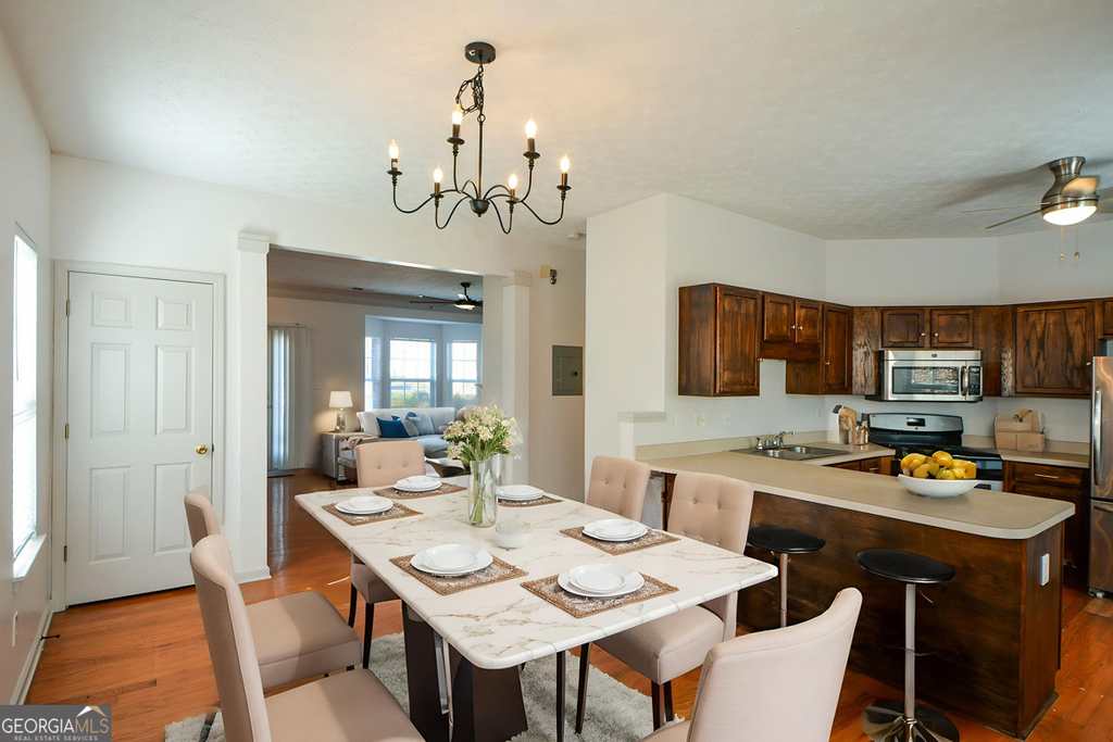 5460 Hampton Court - Photo 13