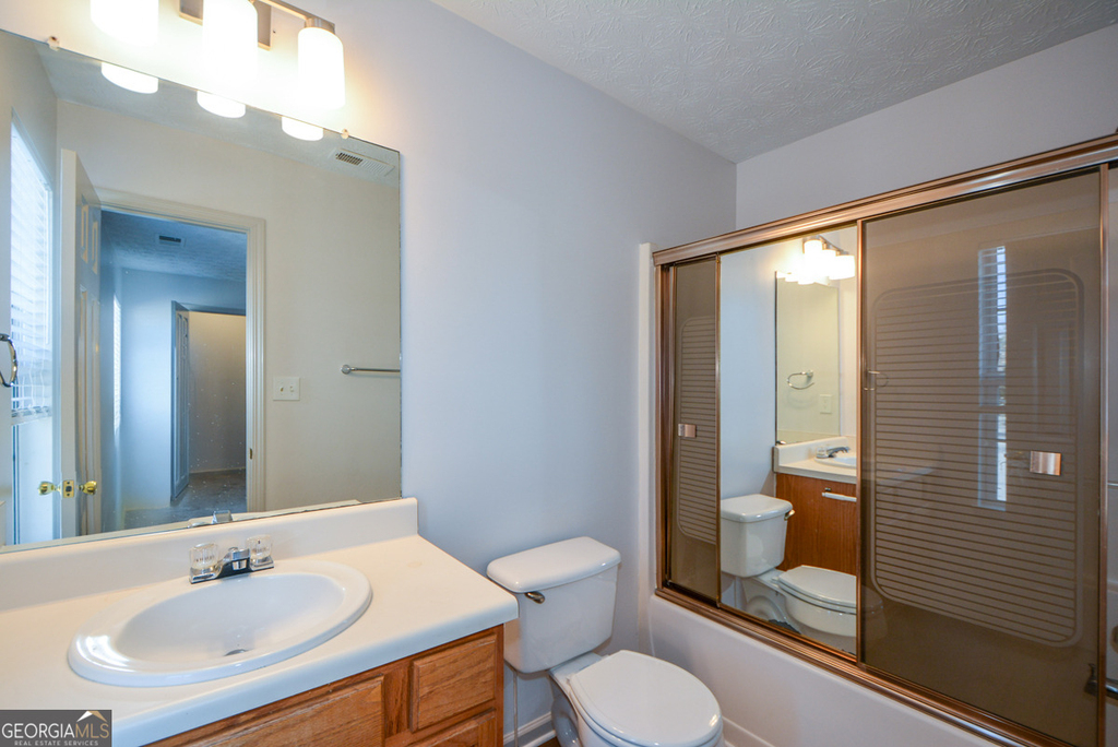 5460 Hampton Court - Photo 40