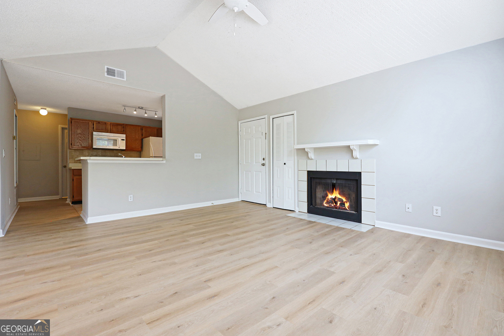 901 Wentworth Court - Photo 4