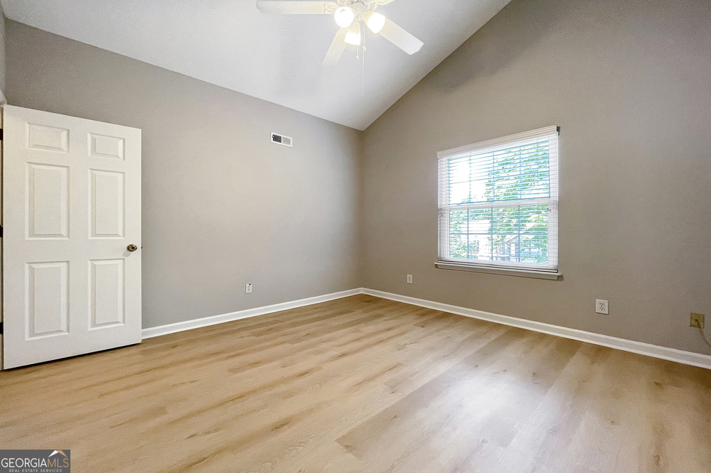 901 Wentworth Court - Photo 17