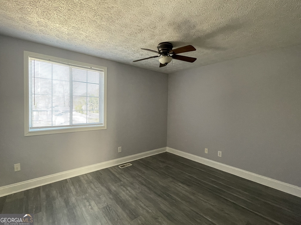 1001 Traymore Drive - Photo 6