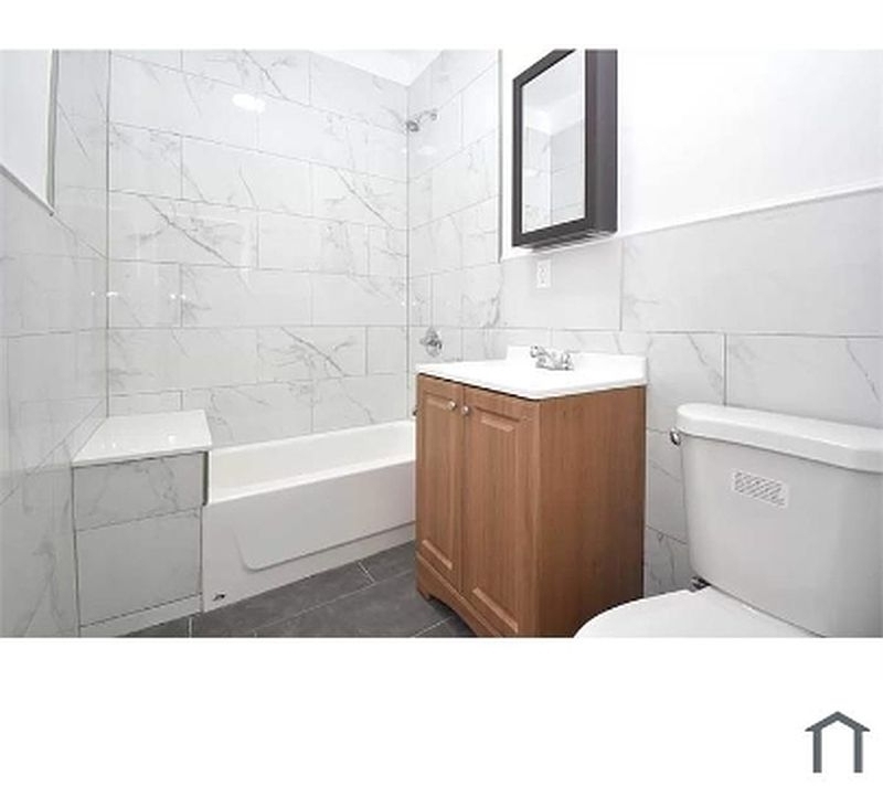 1047 Hoe Avenue - Photo 4