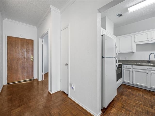 5310 Keller Springs Road - Photo 30