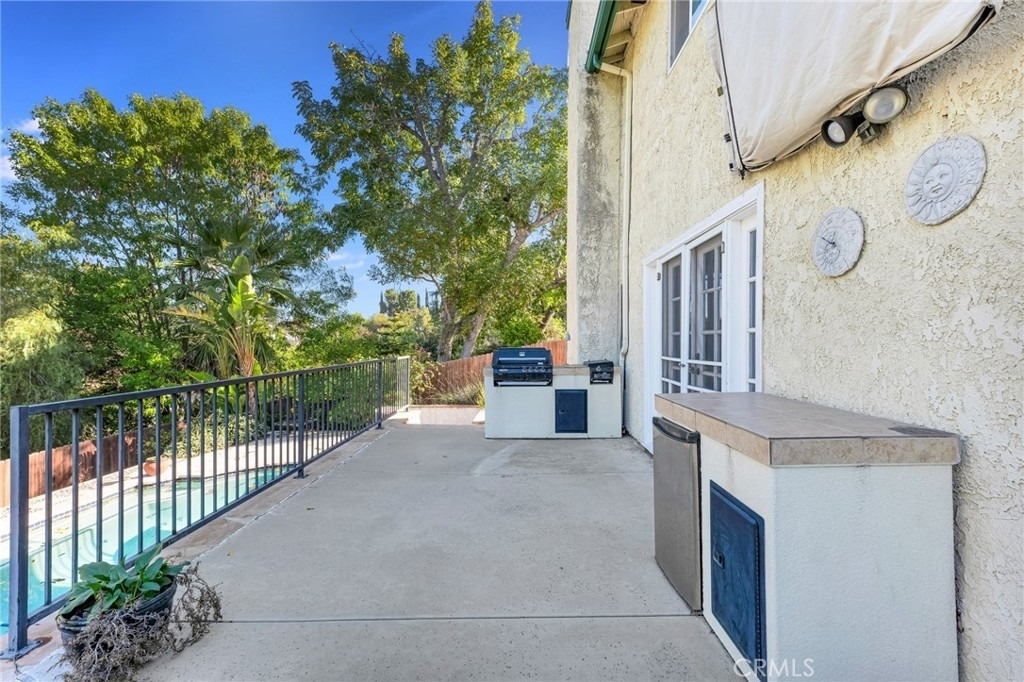 22781 Macfarlane Drive - Photo 32