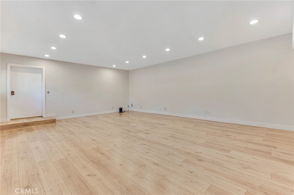 22781 Macfarlane Drive - Photo 19