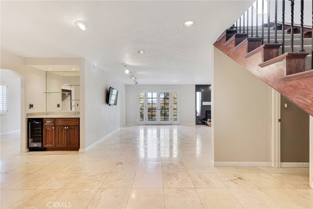 22781 Macfarlane Drive - Photo 5