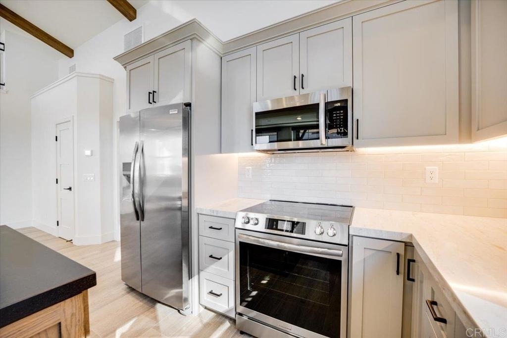 327 D Street - Photo 9