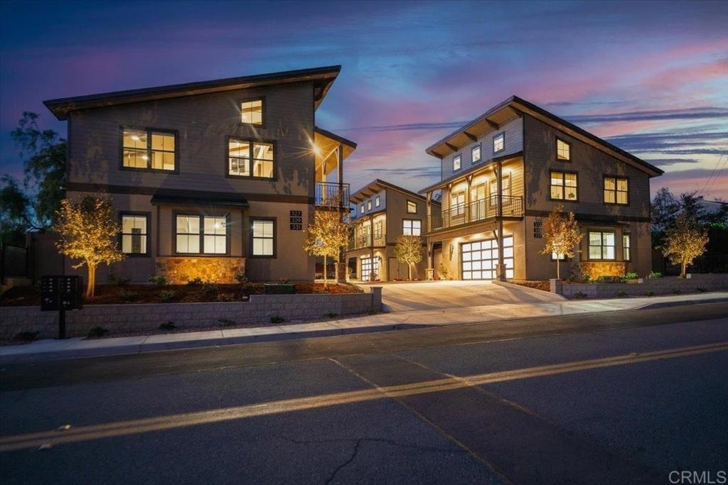 337 D Street - Photo 1