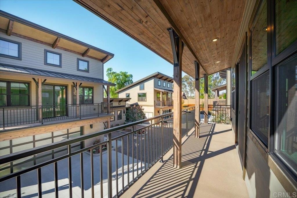 337 D Street - Photo 18