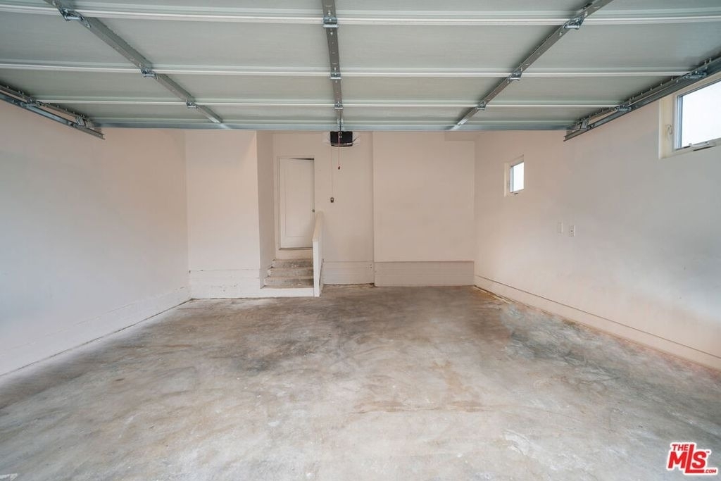 1802 1/2 S Highland Avenue - Photo 14
