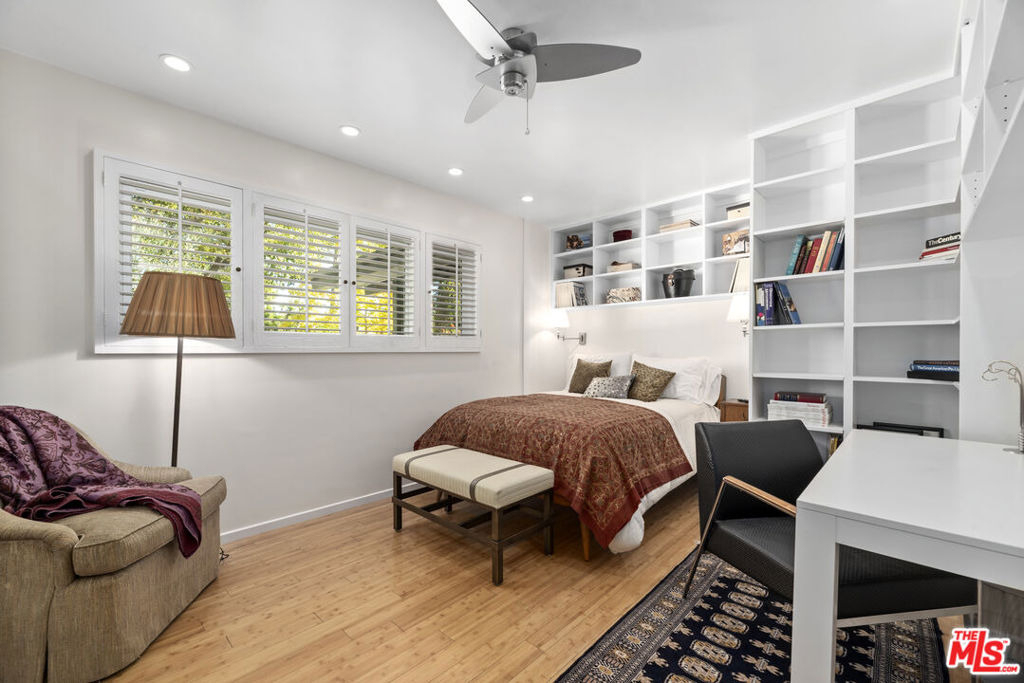 8670 Allenwood Road - Photo 21