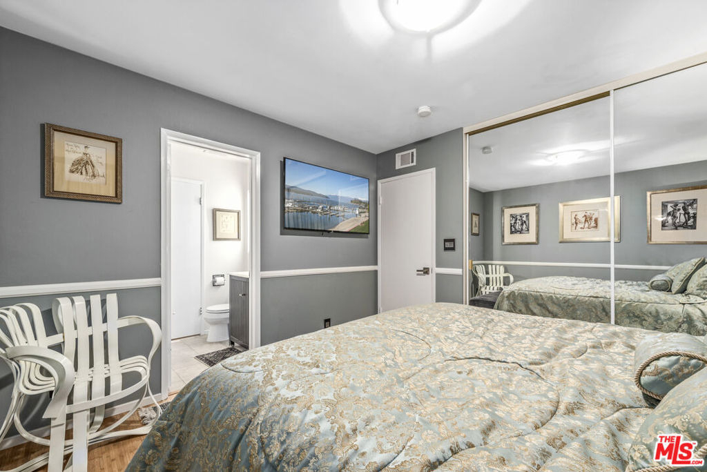 8670 Allenwood Road - Photo 24