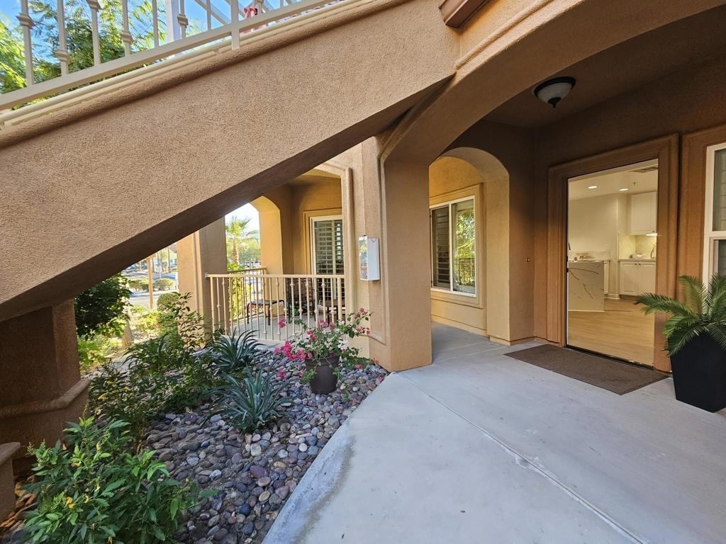 45245 Seeley Drive - Photo 3