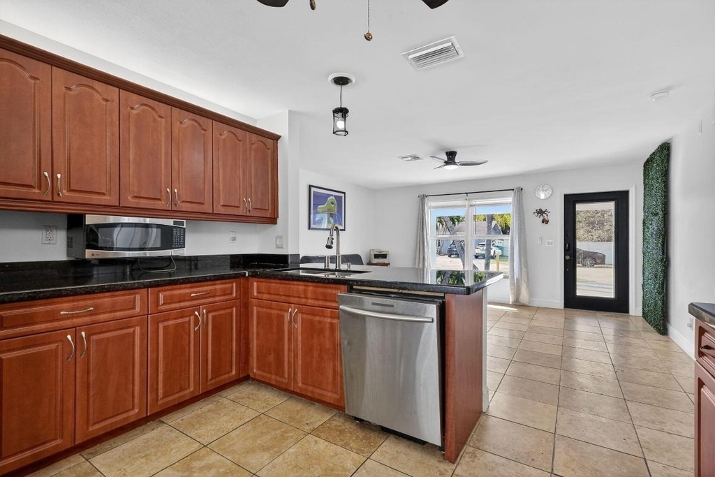 4540 Sw 28th Terrace - Photo 10