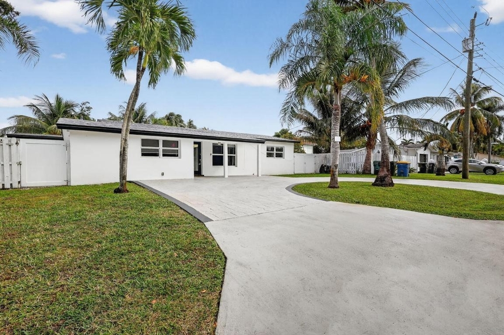 4540 Sw 28th Terrace - Photo 2