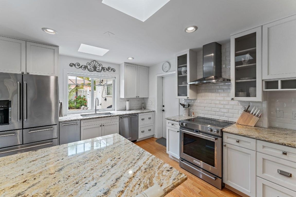 460 Sunrise Way - Photo 24
