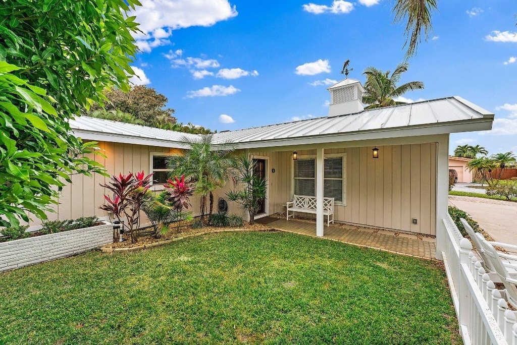 460 Sunrise Way - Photo 3