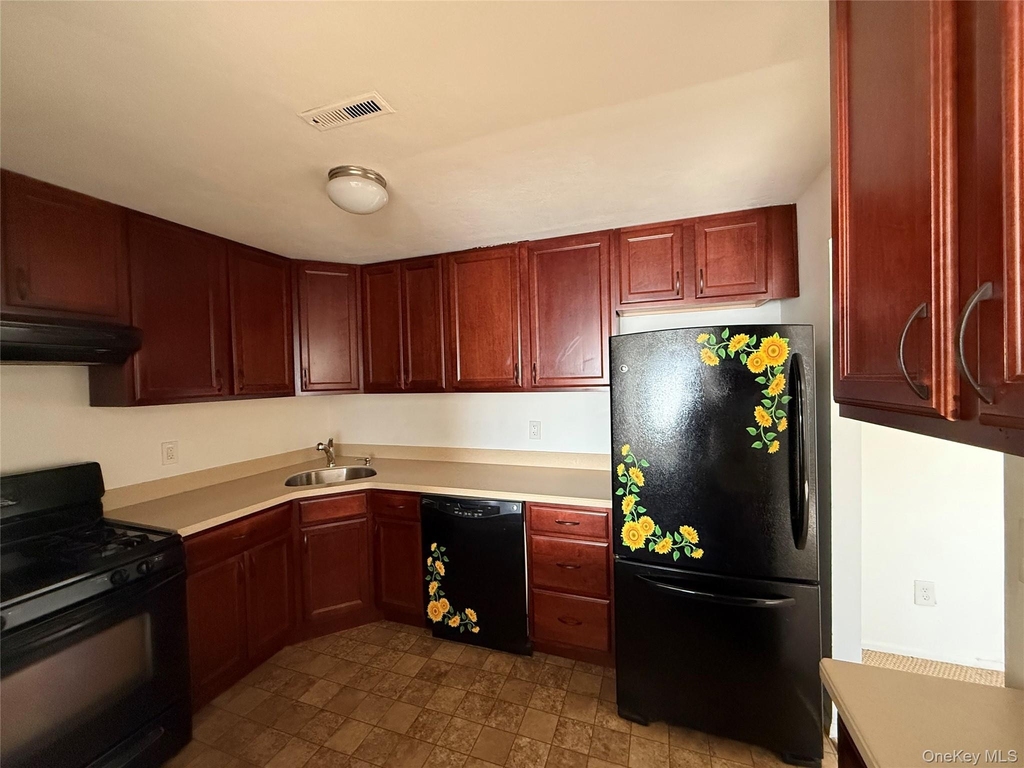 55 Pinebrook Place - Photo 4