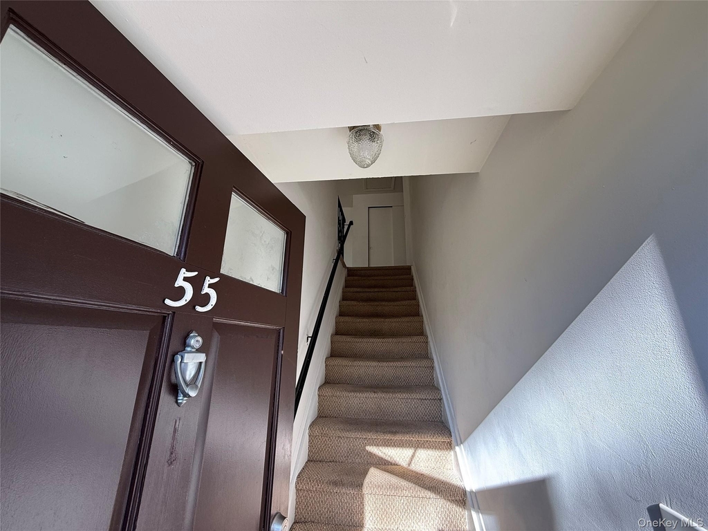 55 Pinebrook Place - Photo 2