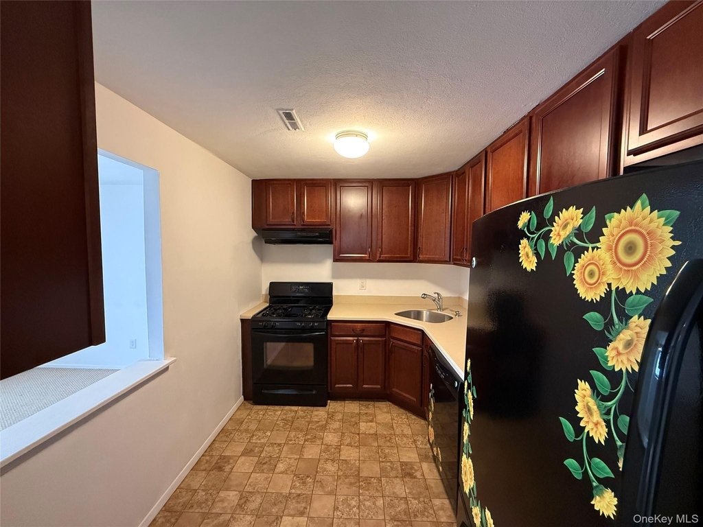 55 Pinebrook Place - Photo 11