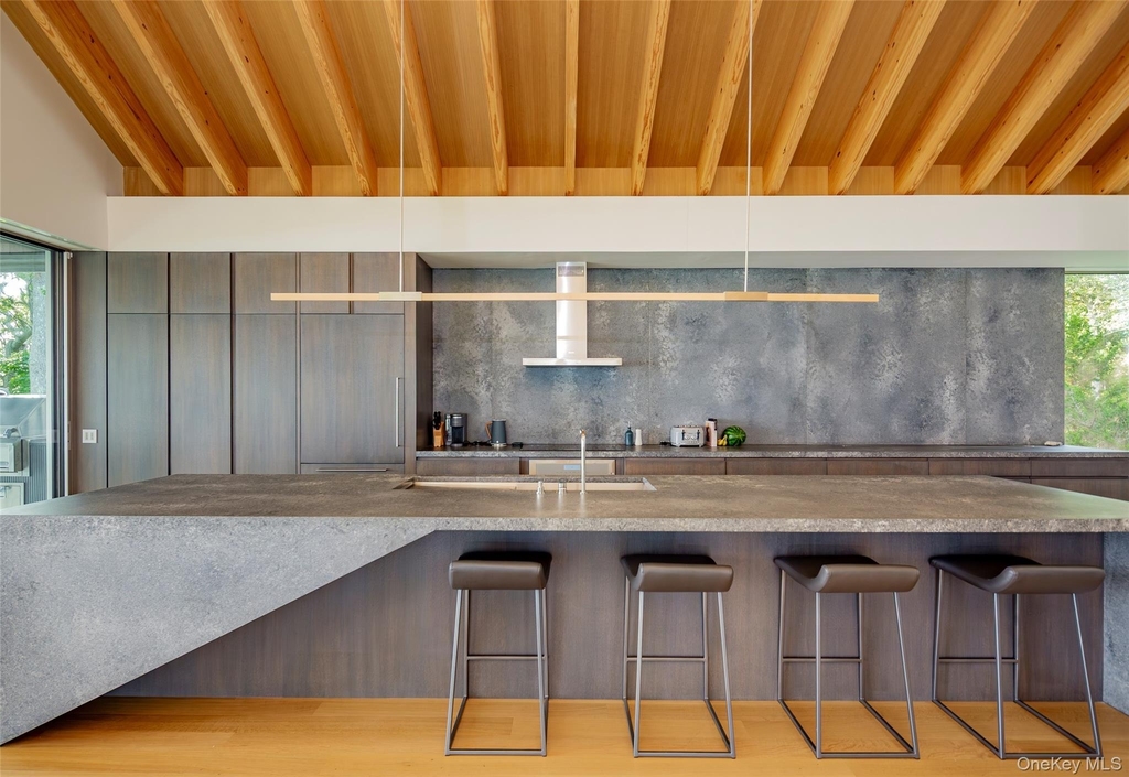 47l S Ferry Road - Photo 11