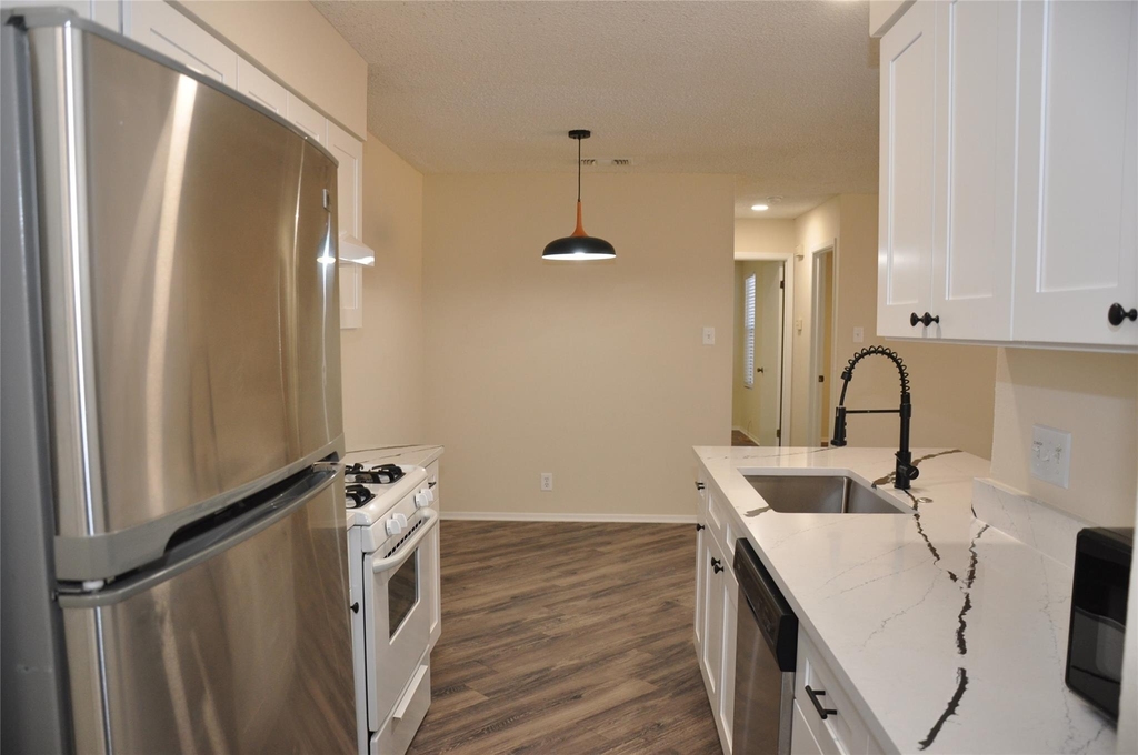 804 Osage Dr - Photo 6