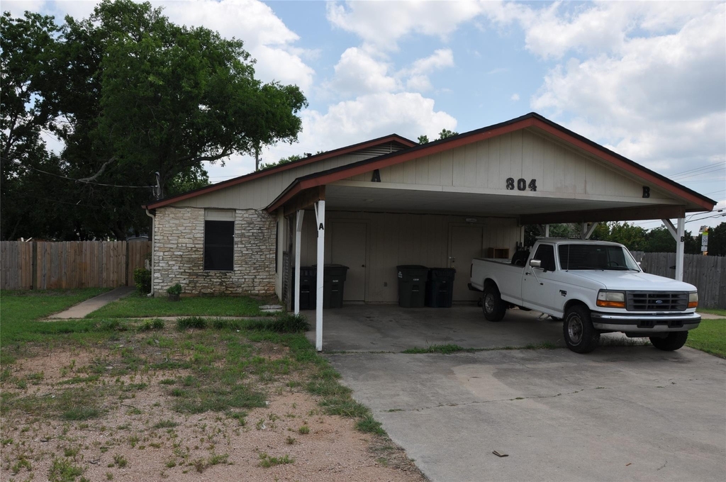 804 Osage Dr - Photo 1