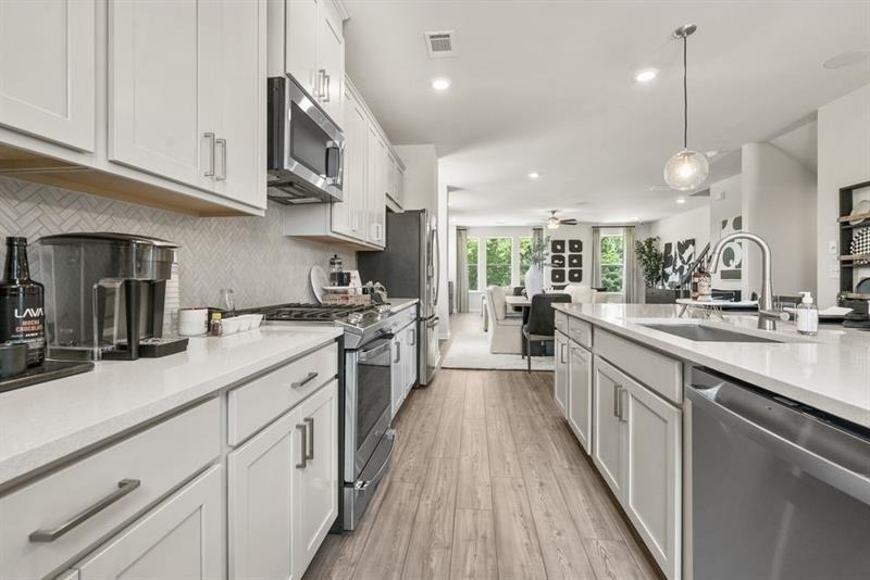 323 Sammon Way - Photo 11