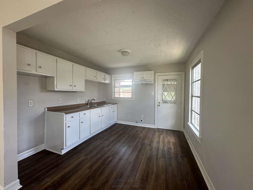 7410 Dallas Street - Photo 9