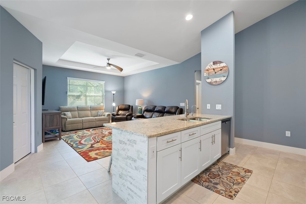 825 Se 5th Place - Photo 5