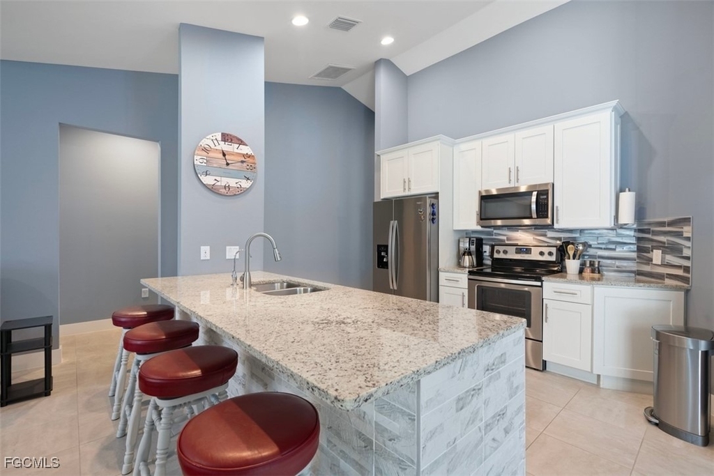 825 Se 5th Place - Photo 6