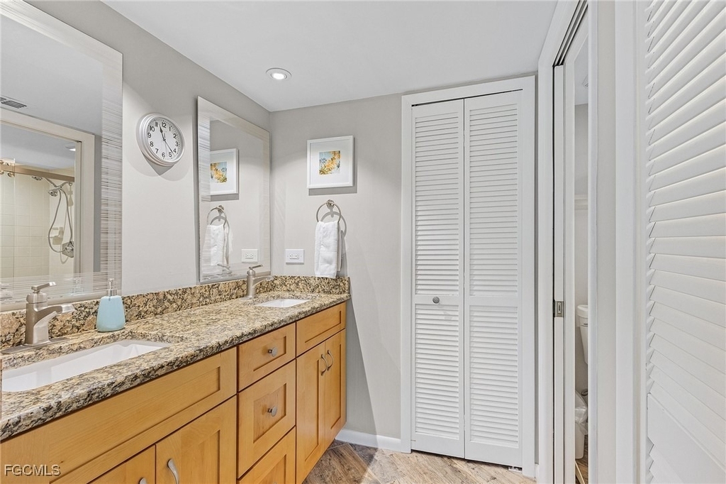4205 Se 19th Avenue - Photo 16