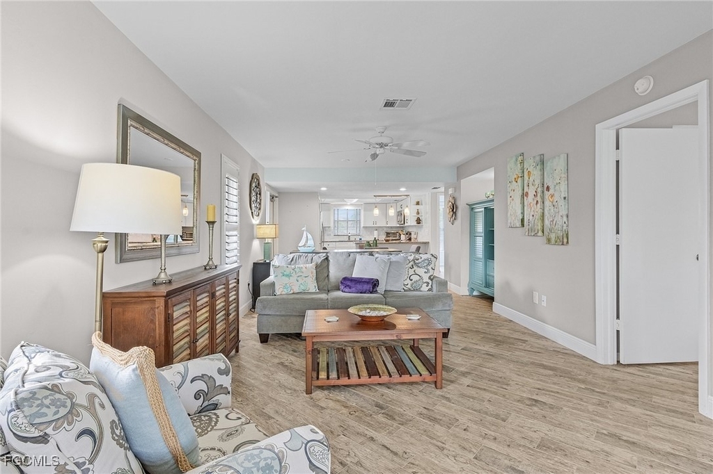 4205 Se 19th Avenue - Photo 9