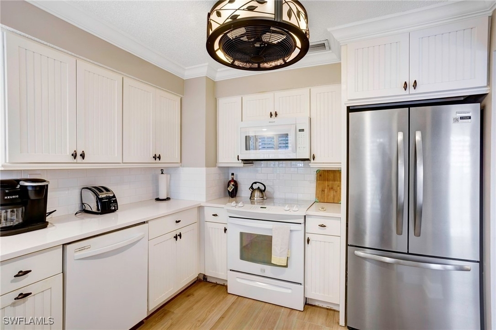 749 105th Avenue N - Photo 9