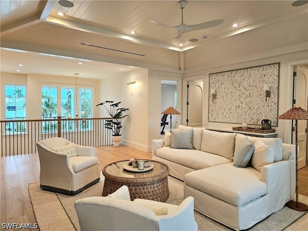 637 Palm Circle W - Photo 34