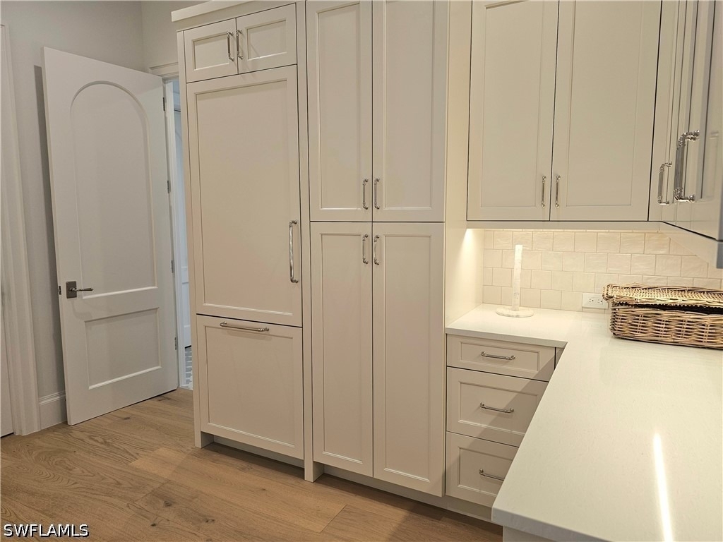 637 Palm Circle W - Photo 10