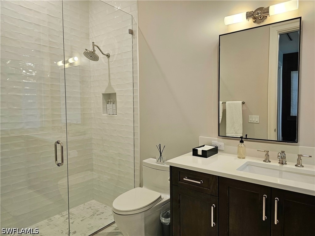 637 Palm Circle W - Photo 16