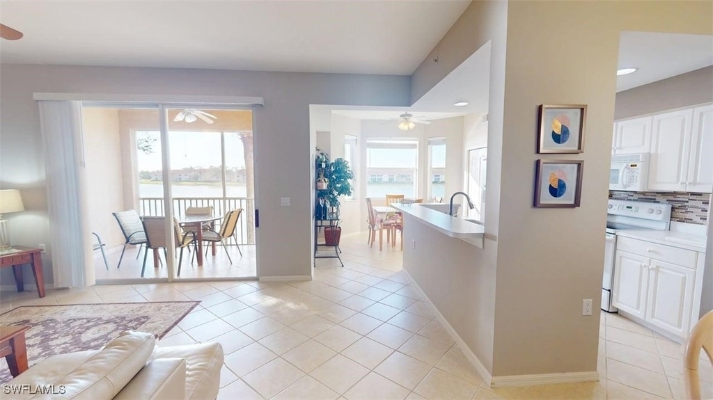 2730 Cypress Trace Circle - Photo 3