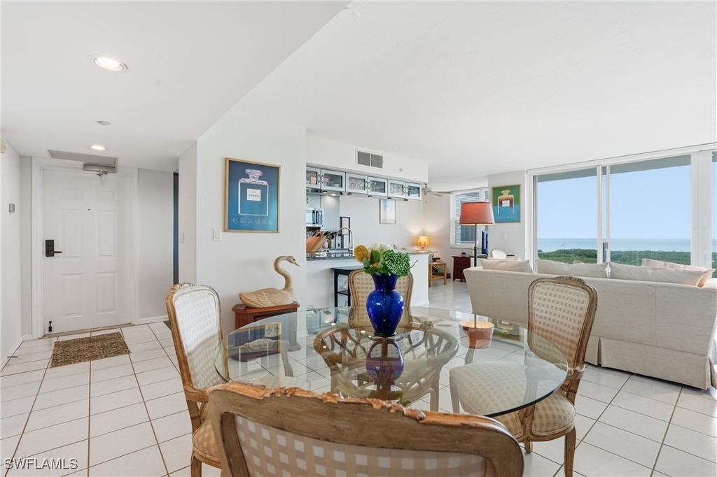 6101 Pelican Bay Boulevard - Photo 9