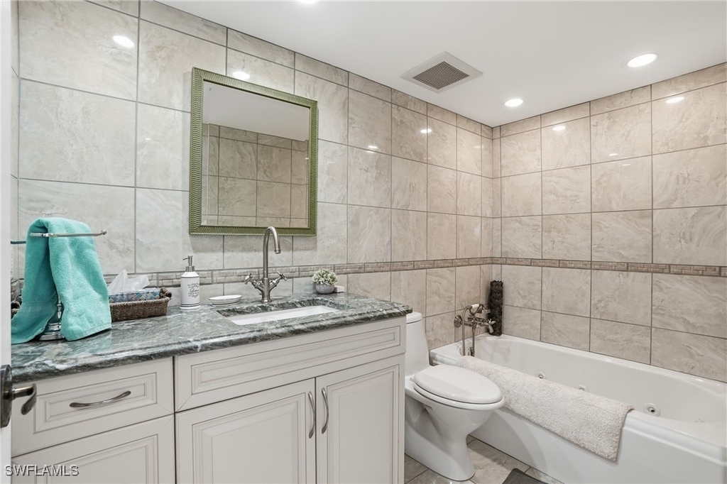 6101 Pelican Bay Boulevard - Photo 34