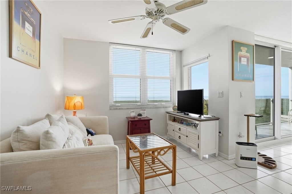 6101 Pelican Bay Boulevard - Photo 22