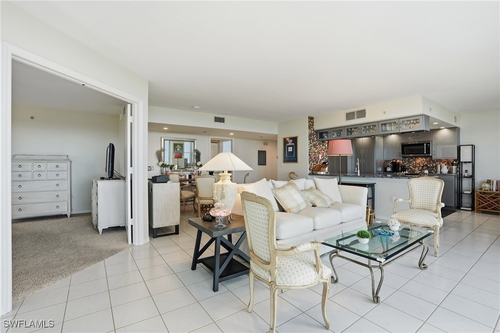 6101 Pelican Bay Boulevard - Photo 15