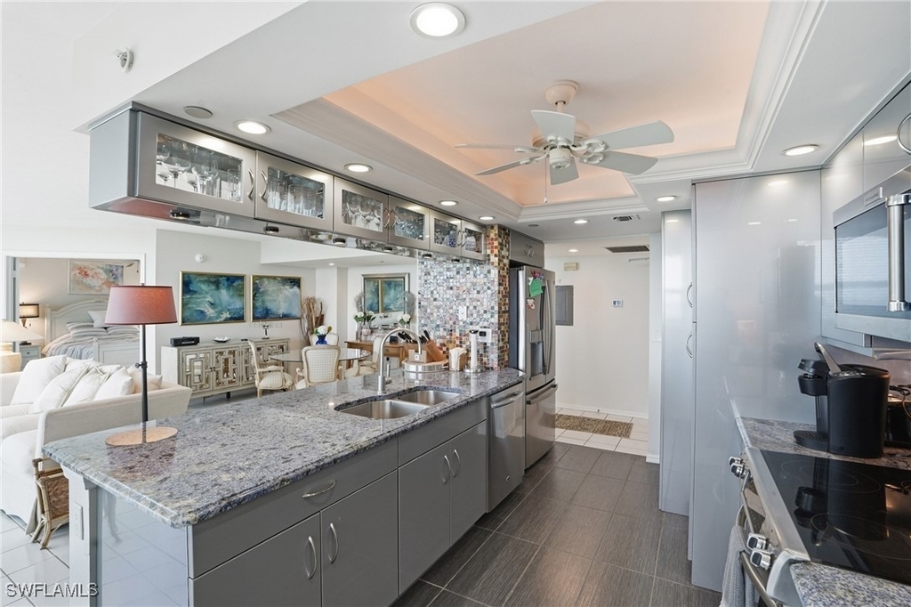 6101 Pelican Bay Boulevard - Photo 21