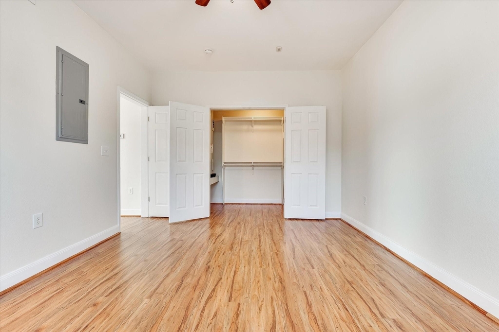 10102 Neuens Road - Photo 13