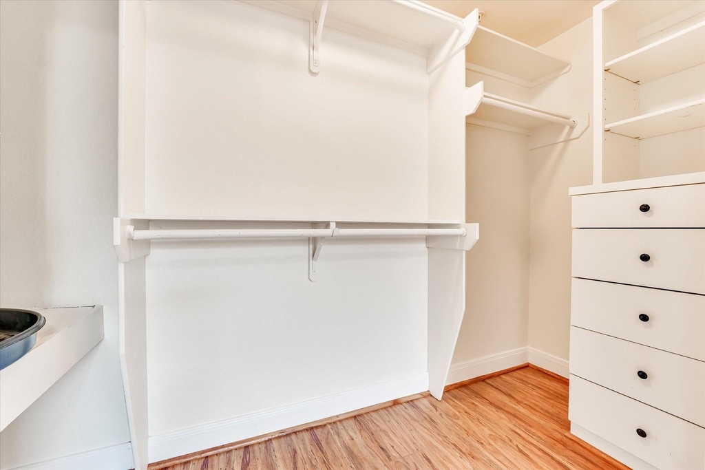 10102 Neuens Road - Photo 15