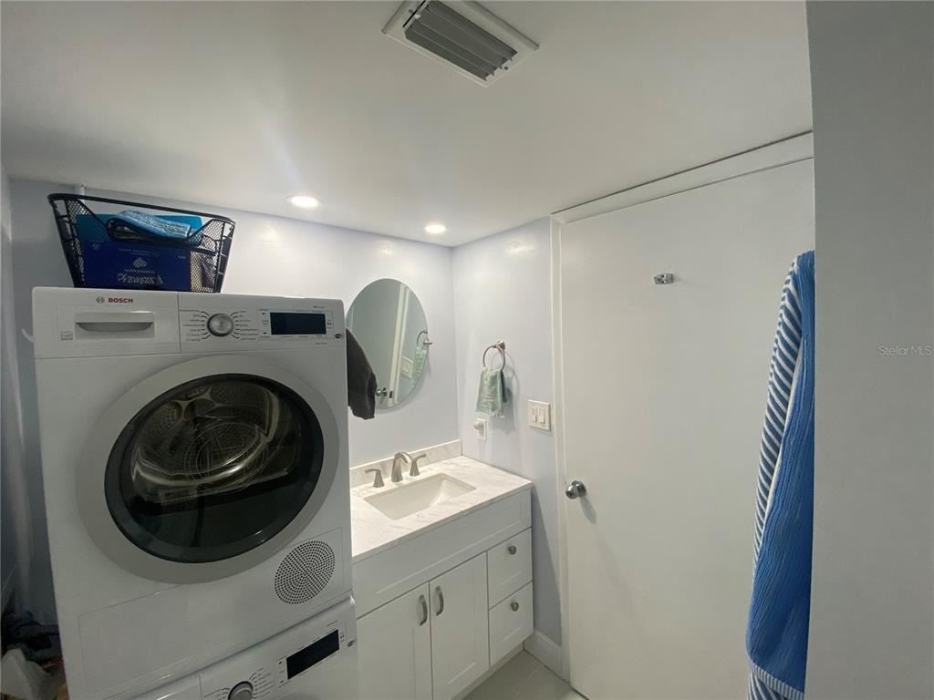 1515 Pinellas Bayway S - Photo 19