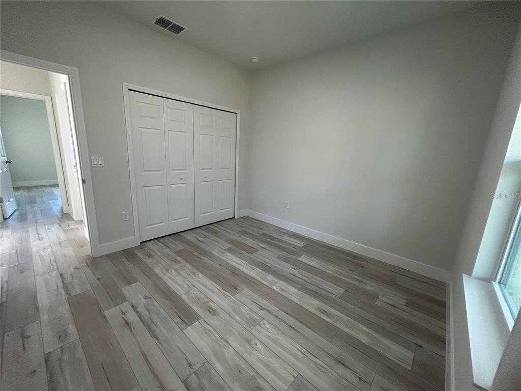 2097 W Hampshire Boulevard - Photo 6