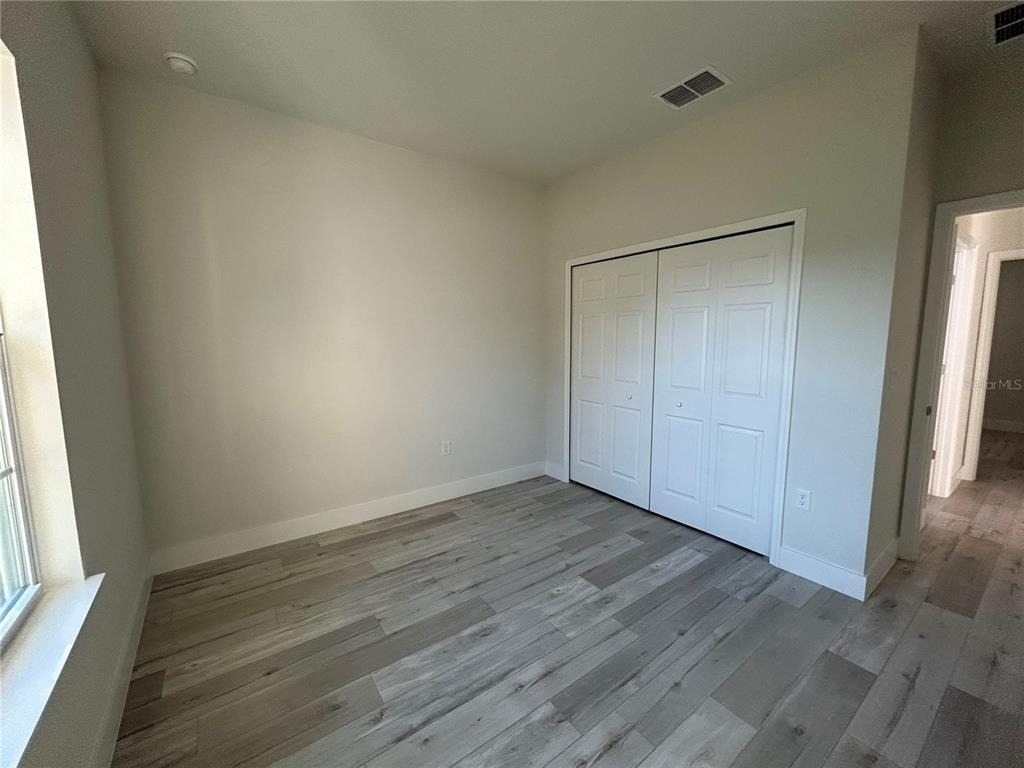 2097 W Hampshire Boulevard - Photo 5