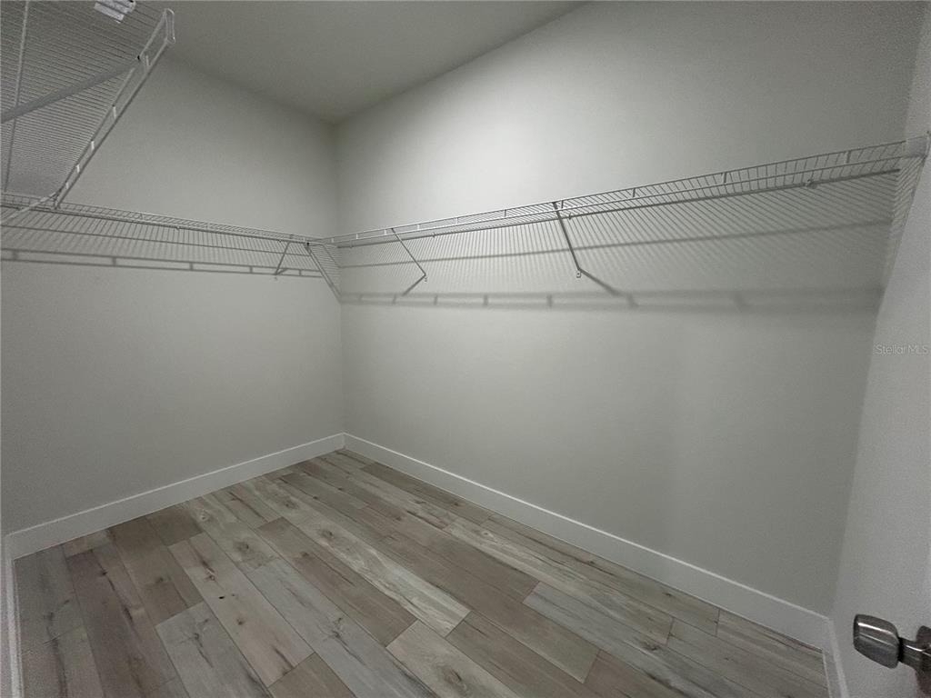 2097 W Hampshire Boulevard - Photo 9