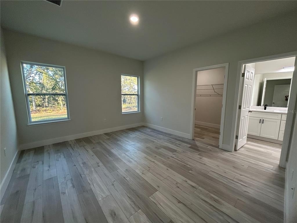 2097 W Hampshire Boulevard - Photo 8